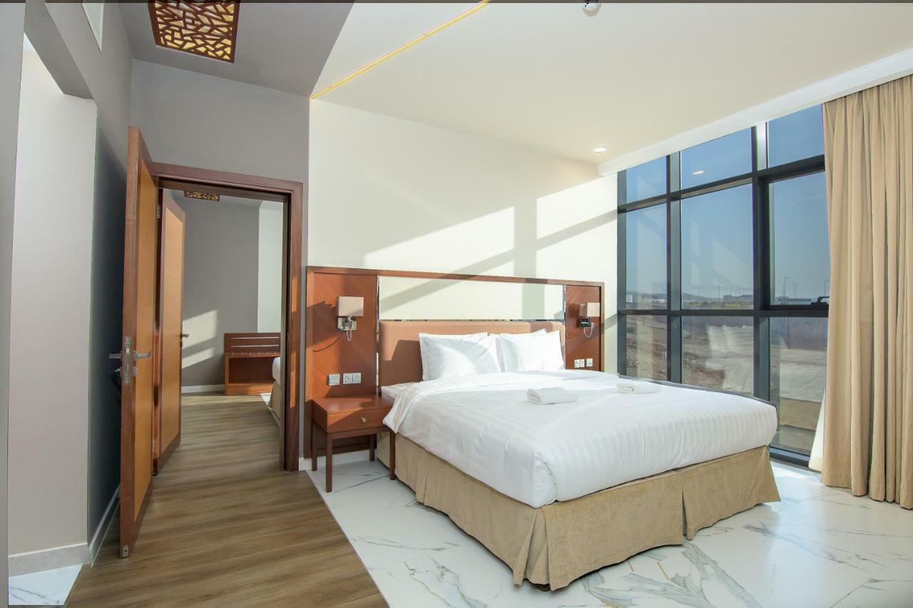 Gate Hotel